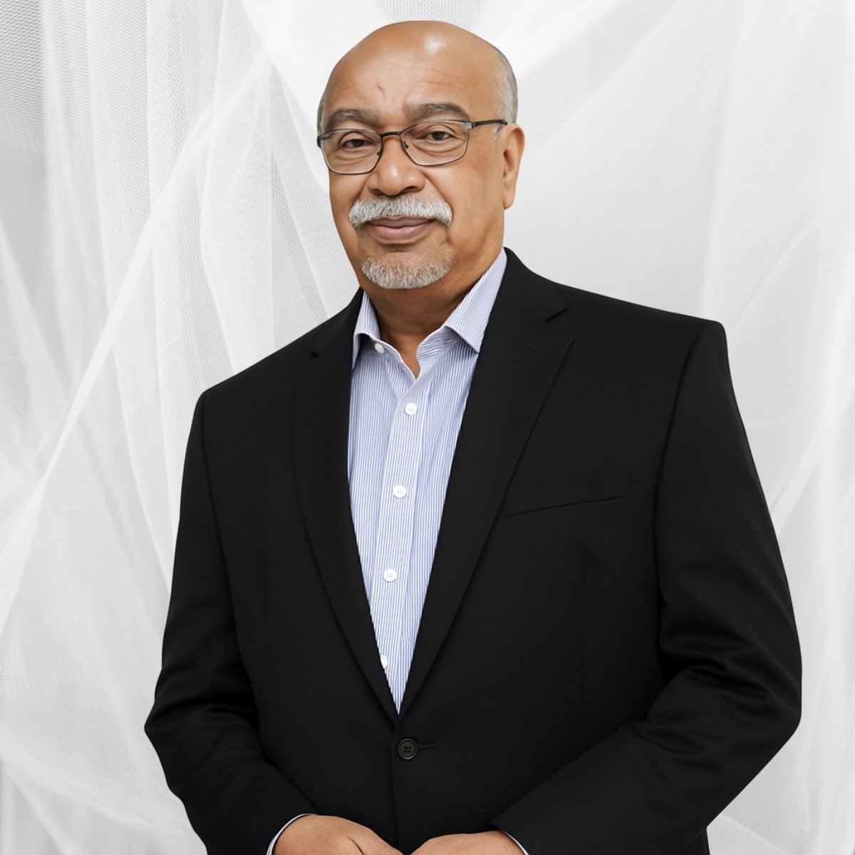 Portrait of Dr. Abdelhadi, consultant paediatrician & neonatologist